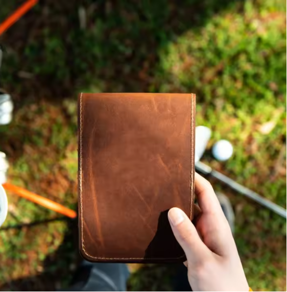 Golf Scorekaart Set – Leren Scoreboekje + Stroke Teller